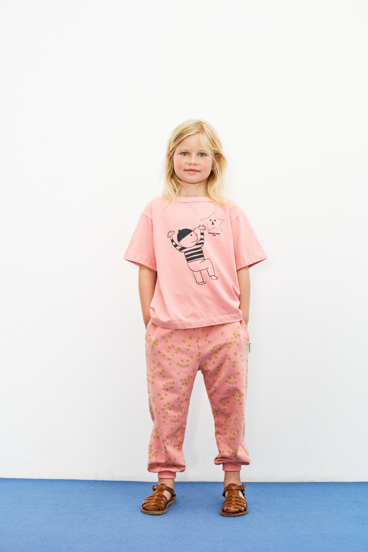 Weekend House Kids - Star kid t-shirt - Soft peach - 1