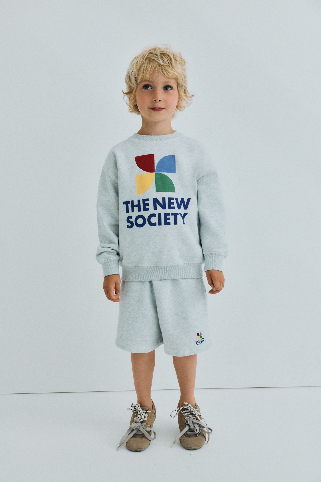 The New Society - Tns logo short - Light grey melange - 2