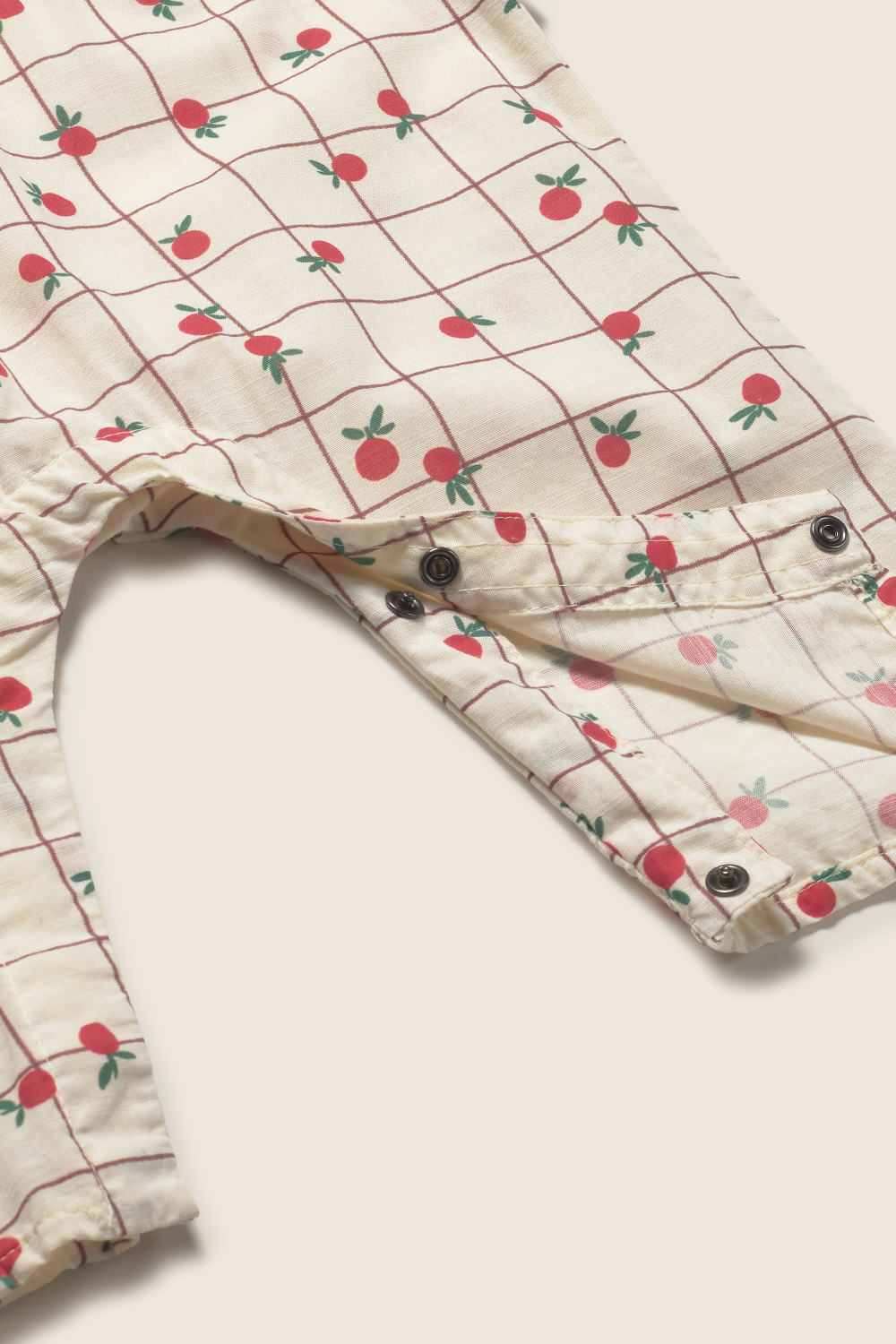 Cozmo - slub fruit poplin baby jumpsuit - ivory - 1